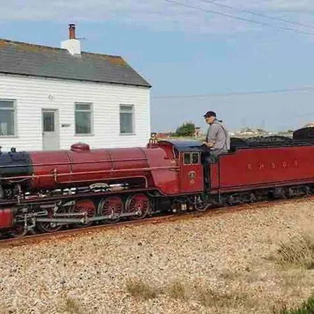 Charming Original Fishermans Cottage On Dungeness Beach Exterior photo