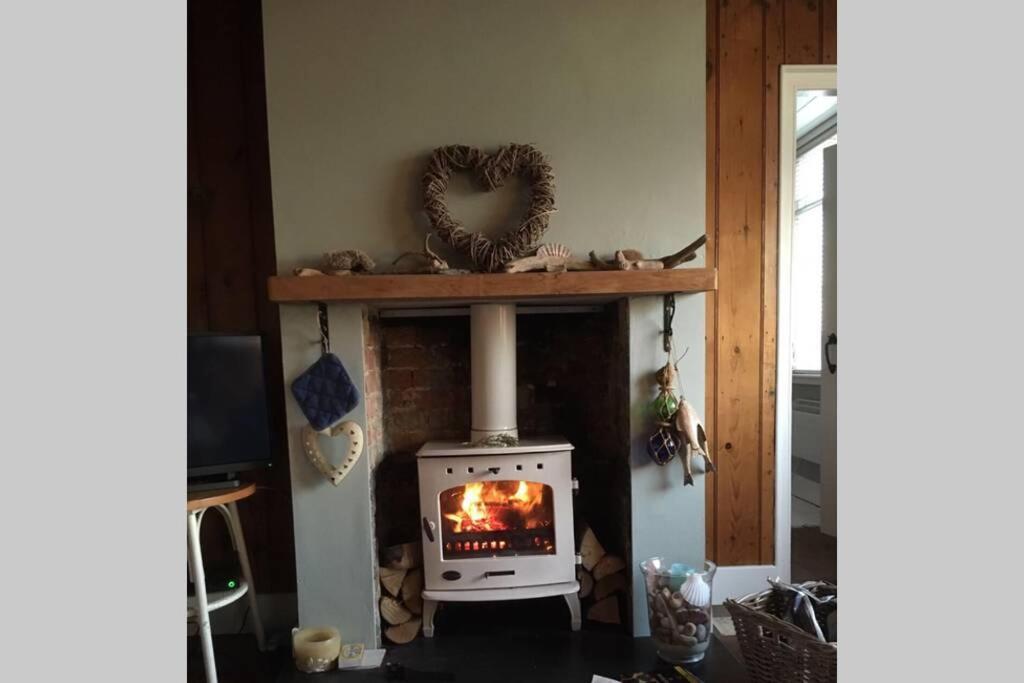 Charming Original Fishermans On Holiday home